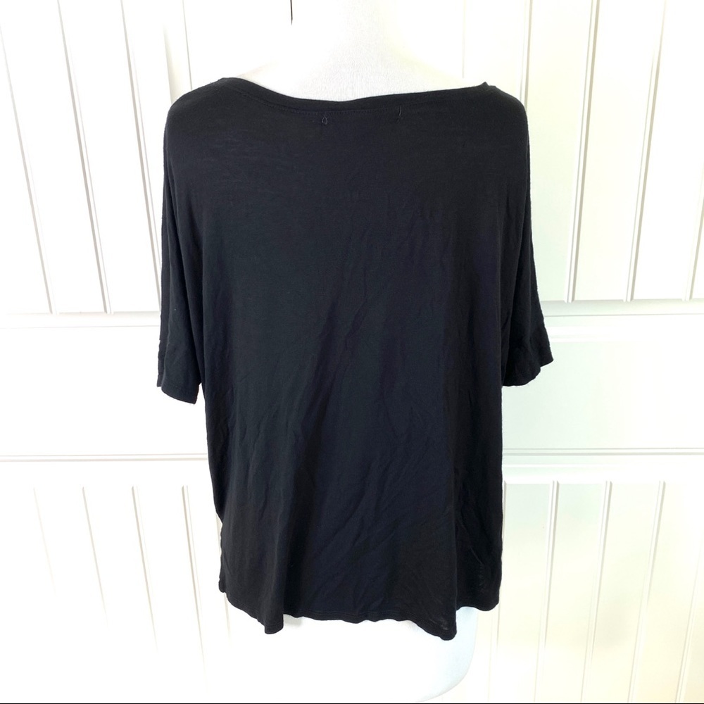 One Clothing Thanks For Following Me Graphic Tee L - Picture 3 of 6
